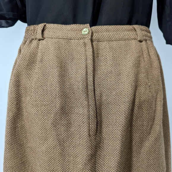 Vintage | Women's Wool Skirt | - Picture 3 of 9